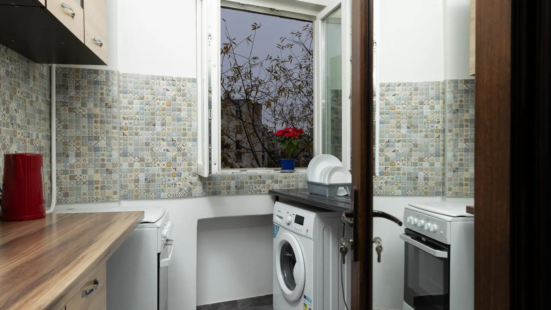 Old City Deluxe Apart - River View ! Bukarest Apartman